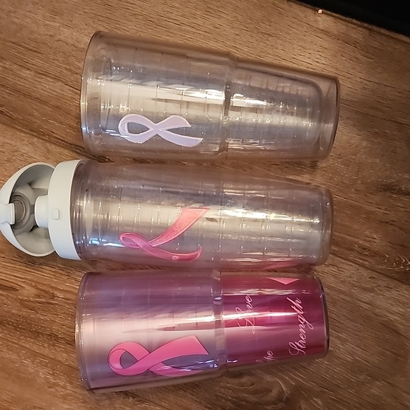 Tervis set of breast cancer awareness cups - Picture 1 of 3